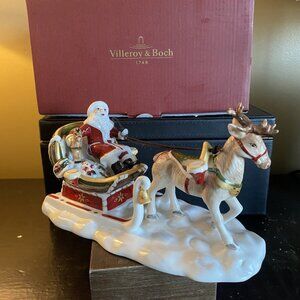 VILLEROY & BOCH, Santa Claus in Sleigh w/ Reindeer Christmas Figurine
